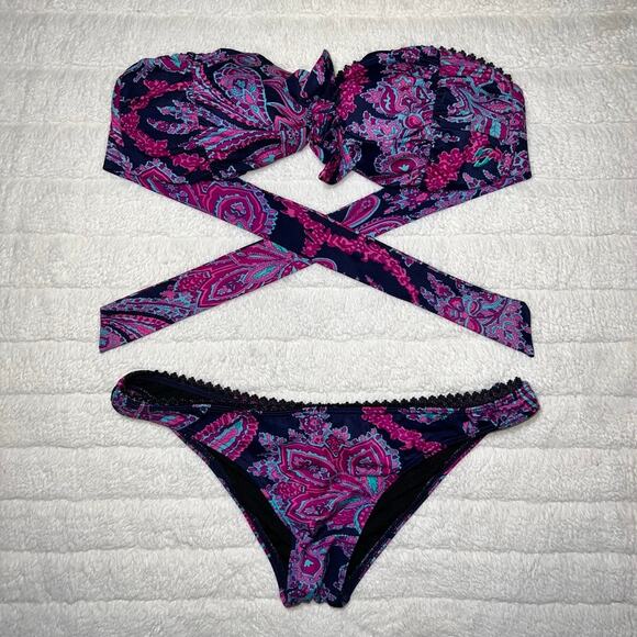Billabong Paisley Print Bikini with Scalloped Edges - Picture 1 of 12